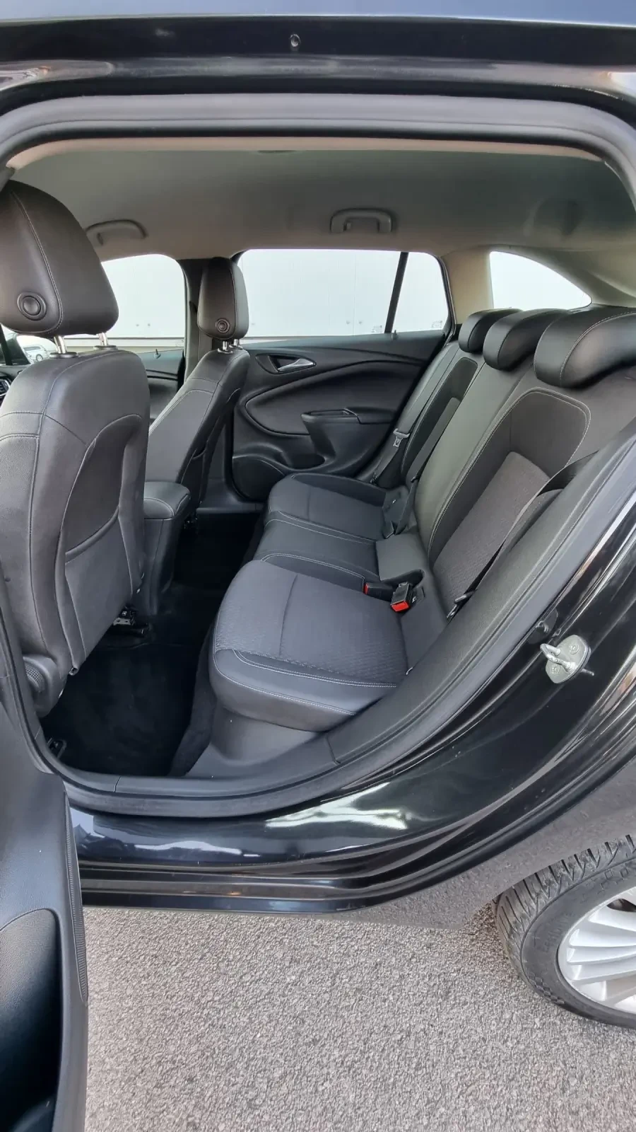 Opel Astra К- Full options 1.6 136 | Mobile.bg — изображение 10
