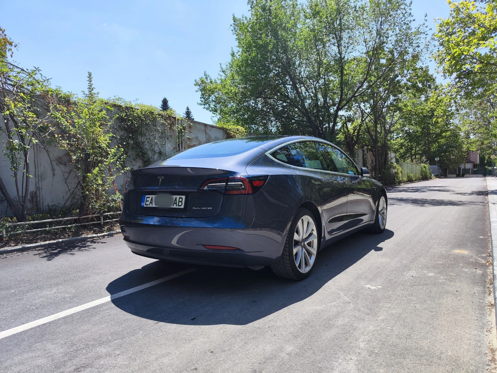 Tesla Model 3 Long Range - изображение 3