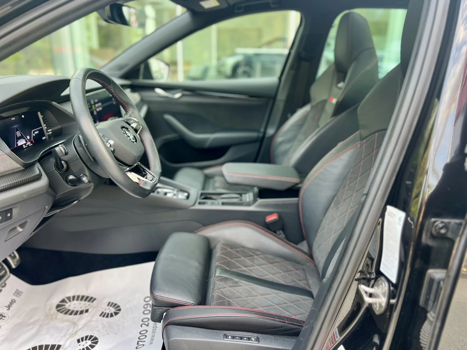 Skoda Octavia vRS 2.0 TDI / 200 к.с. / DSG / MATRIX / Панорама - изображение 7