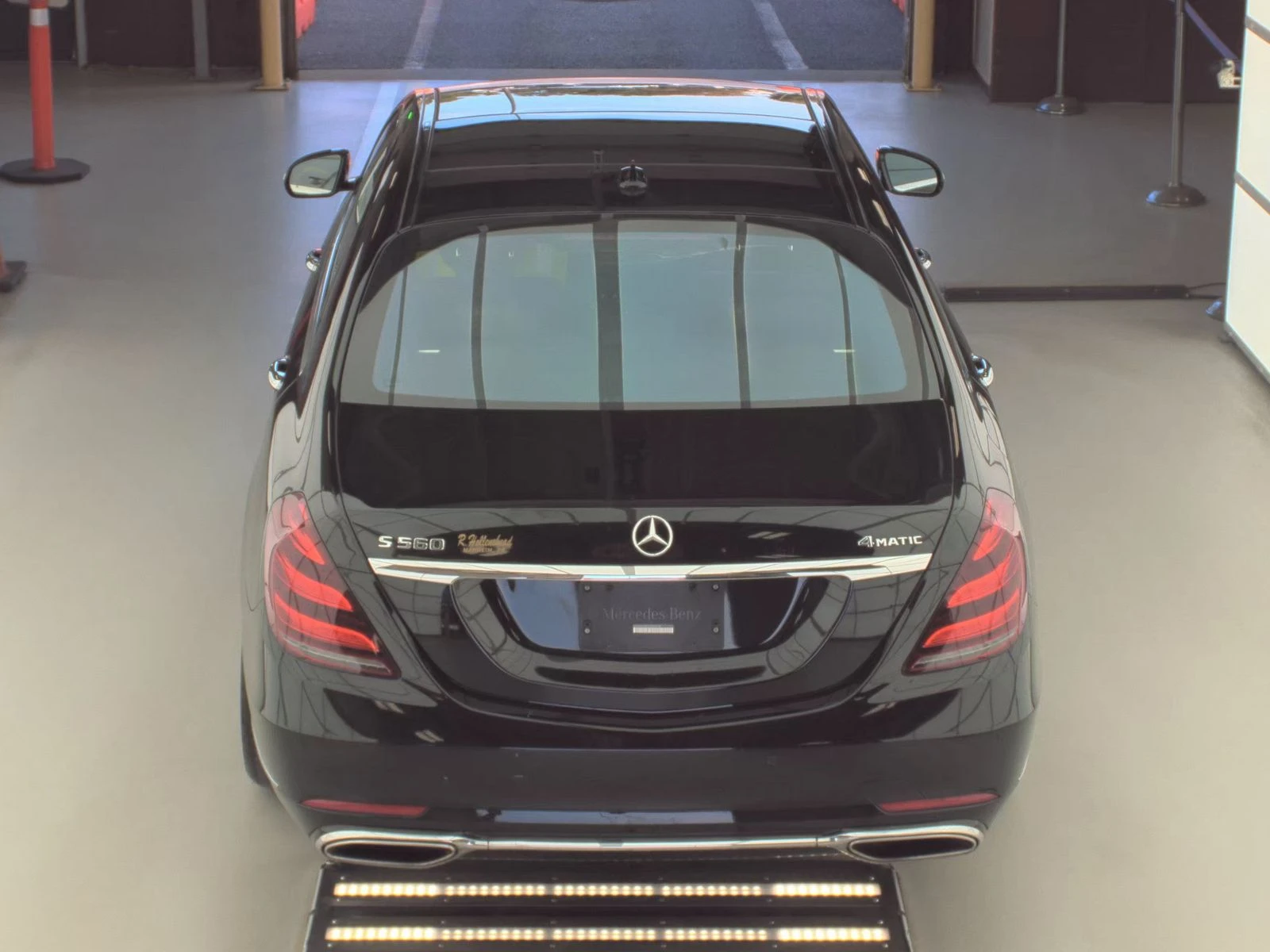Mercedes-Benz S 560 4MATIC * CARFAX * БЕЗ ПЪРВОНАЧАЛНА ВНОСКА - изображение 5