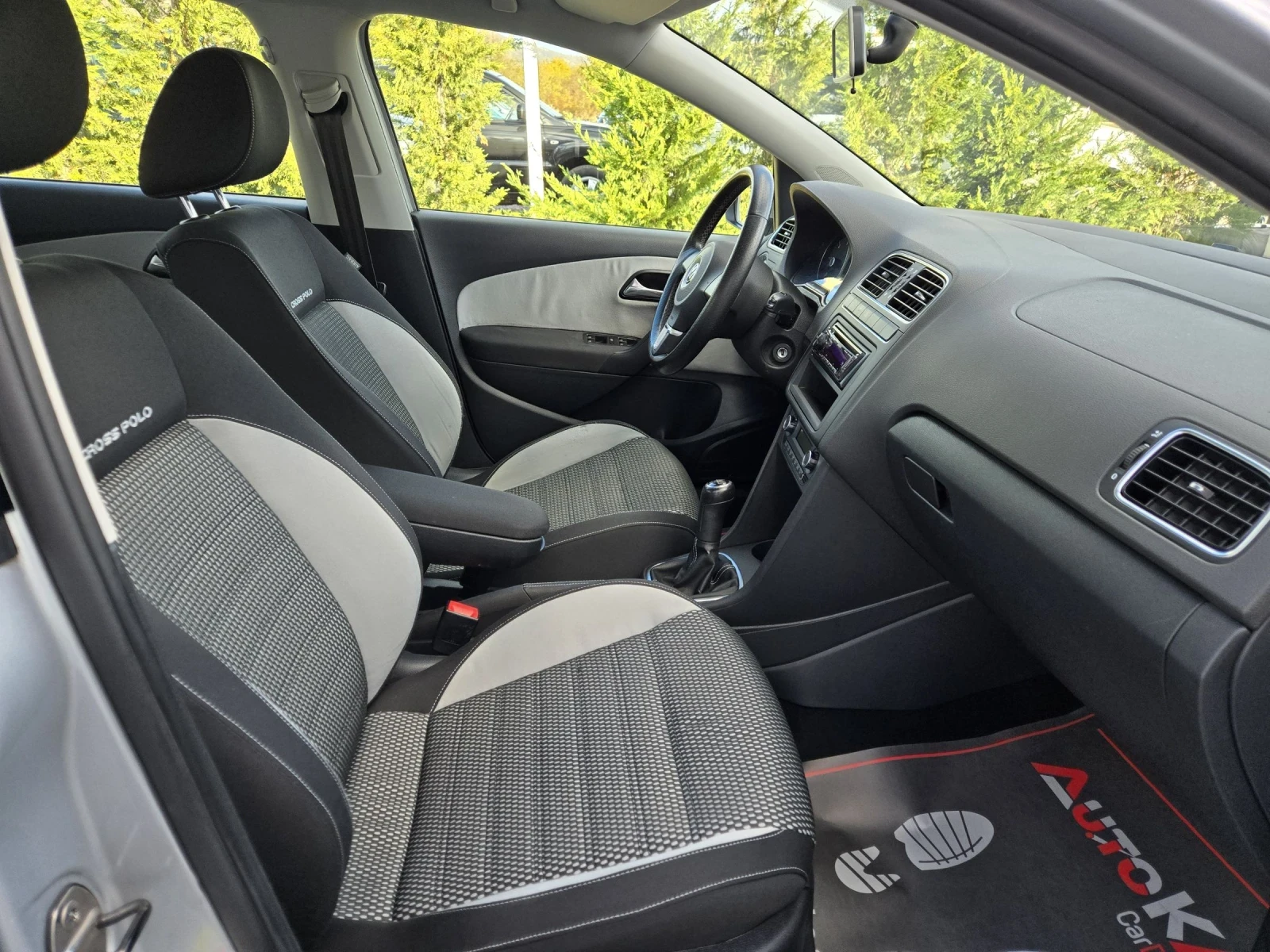 VW Polo CROSS= 1.6TDI-90= 124.000=  | Mobile.bg   15