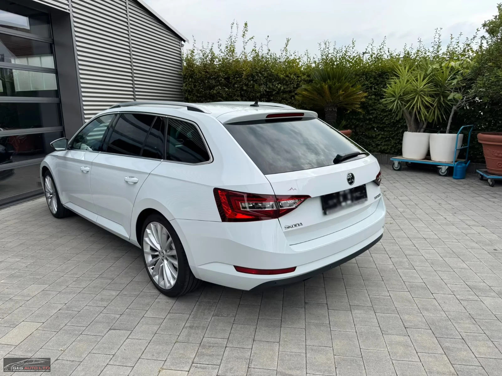 Skoda Superb 2.0TDI/190HP/DSG/CAM/NAVI/LED/779v - изображение 3