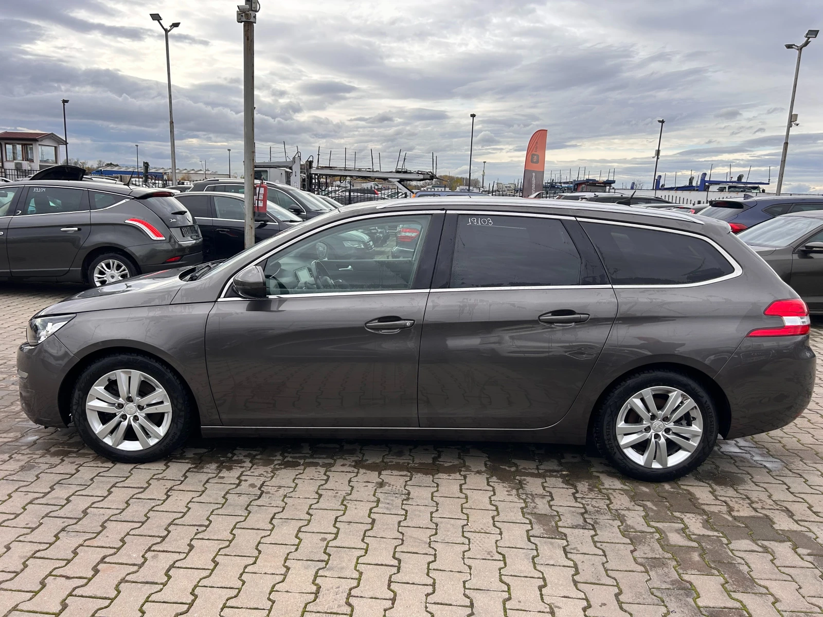 Peugeot 308 1.6HDI NAVI/KAMERA/PANORAMA EURO 6 | Mobile.bg   9