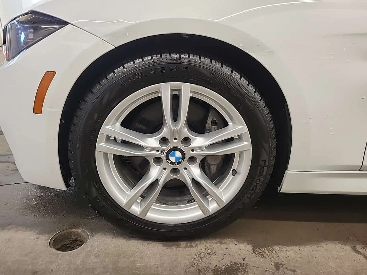 BMW 330 М Пакет/XDRIVE /CARFAX/Подгрев/Пано/Памет, снимка 17 - Автомобили и джипове - 53831484