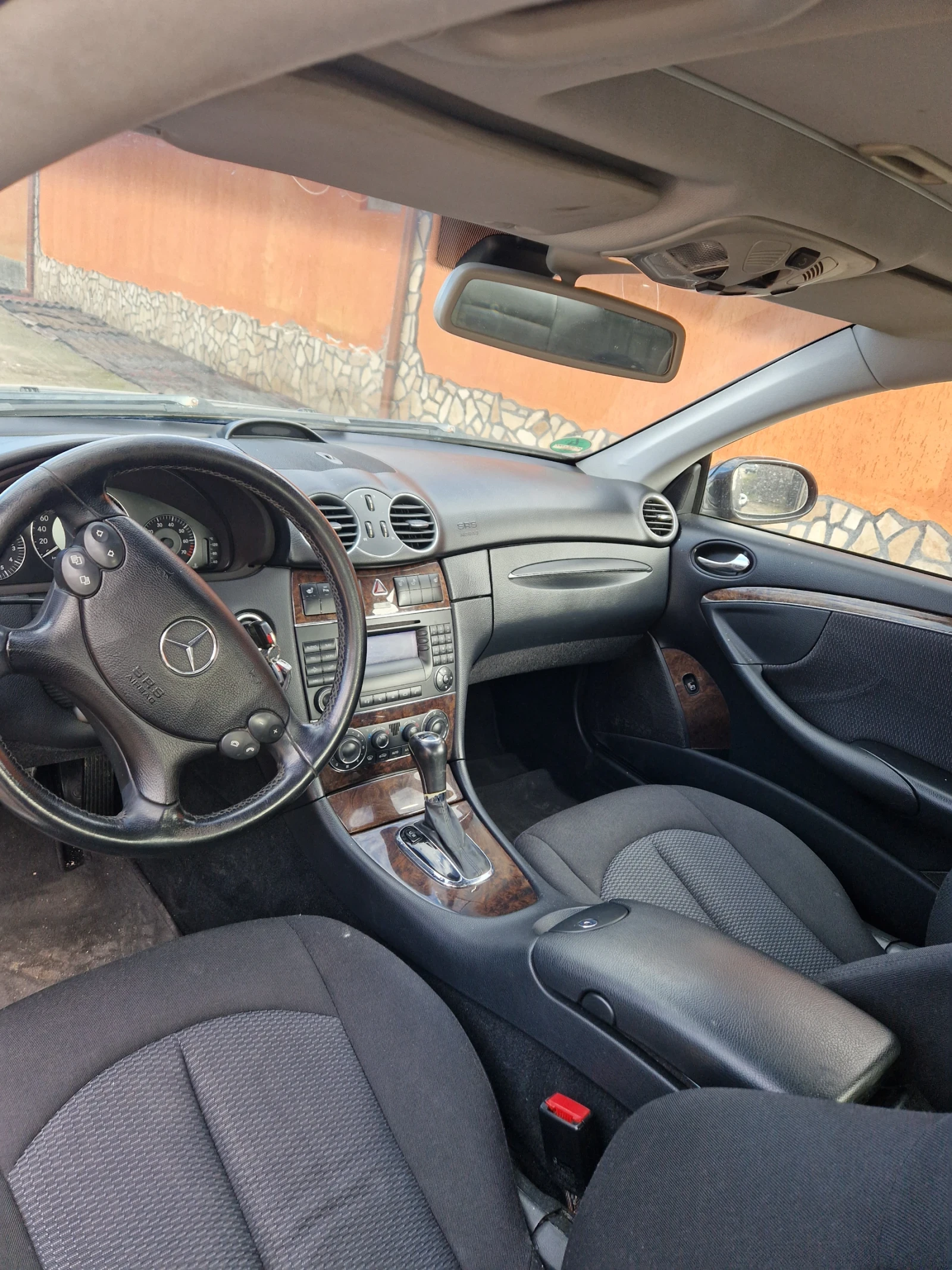 Mercedes-Benz CLK 200 kompressor facelift, снимка 6 - Автомобили и джипове - 54020629