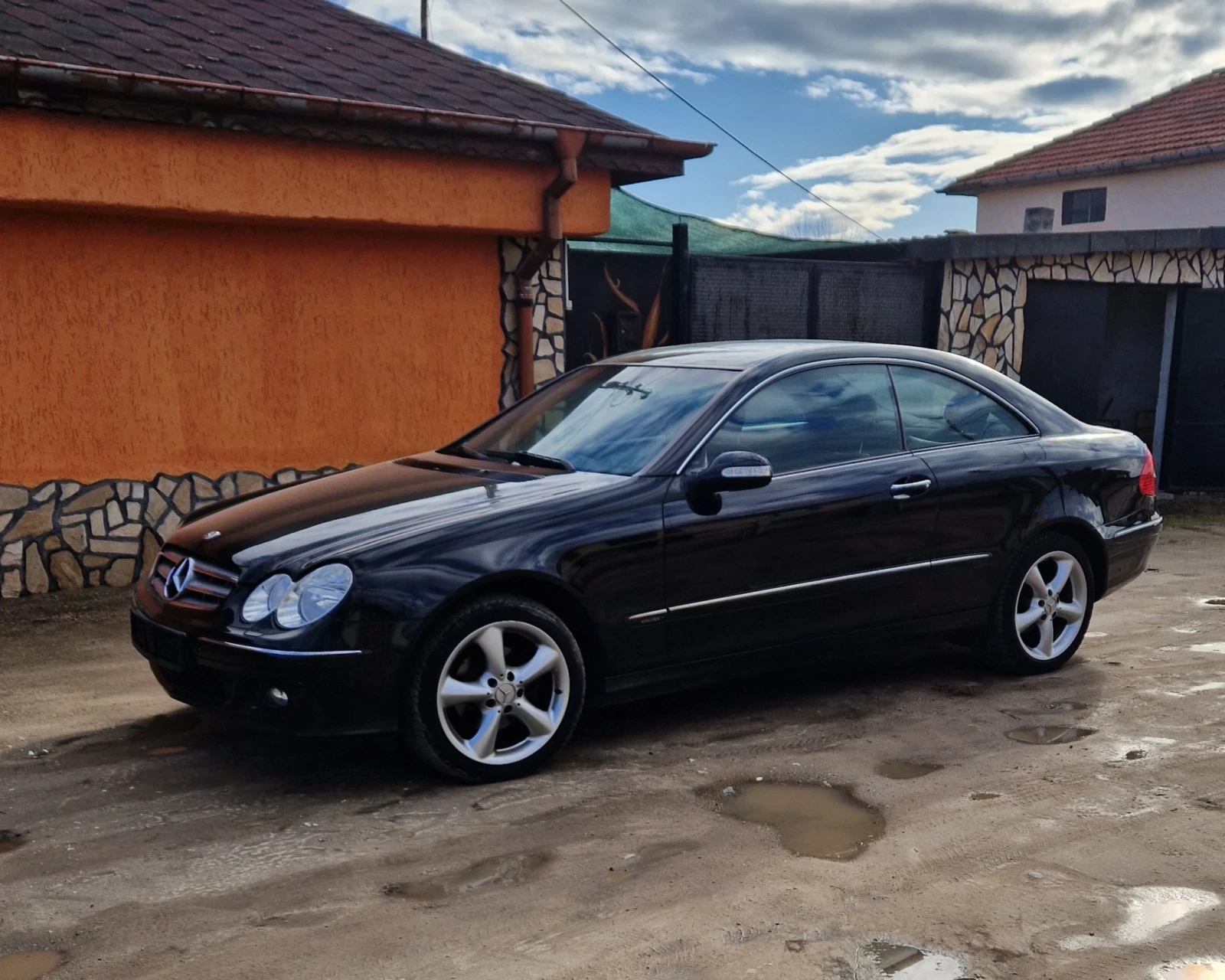 Mercedes-Benz CLK 200 kompressor facelift, снимка 2 - Автомобили и джипове - 54020629
