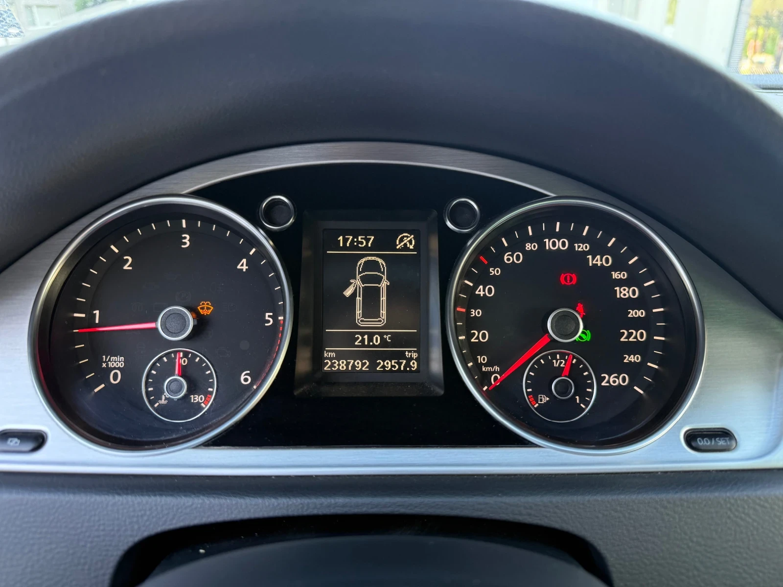VW Passat, снимка 9 - Автомобили и джипове - 54526742