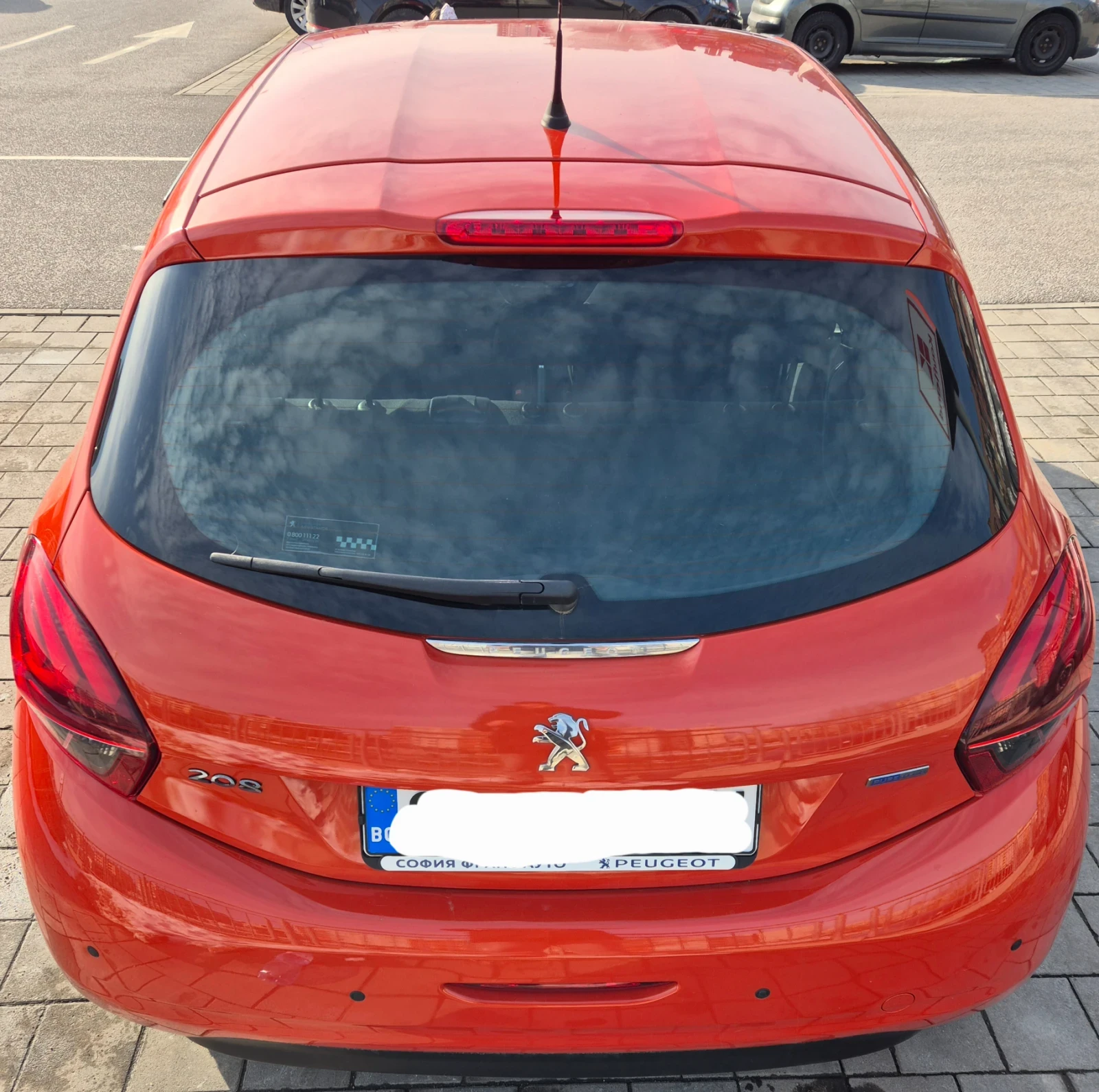 Peugeot 208 Първи и единствен собственик | от София Франс Ауто, снимка 2 - Автомобили и джипове - 55173015