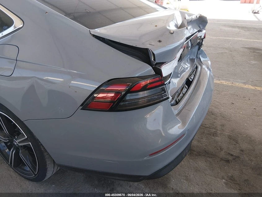 Honda Accord * HYBRID* SPORT* ПАНО* KEYLESS* Camera* ПОДГРЕВ* , снимка 5 - Автомобили и джипове - 55465099