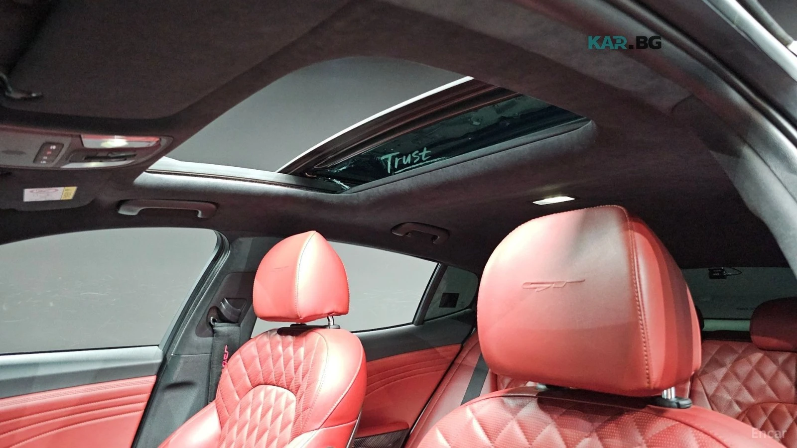 Kia Stinger 3.3 GT AWD* HUD* КАРБОН* ПАНО* АВТОКРЕДИТ, снимка 16 - Автомобили и джипове - 55709277