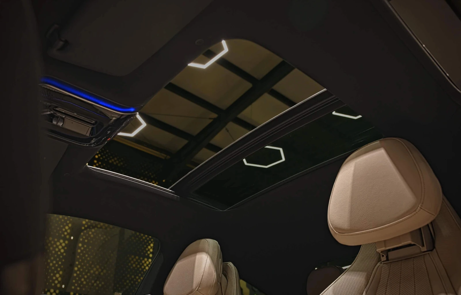 Mercedes-Benz CLE 53 AMG 4Matic+ , снимка 11 - Автомобили и джипове - 55732721