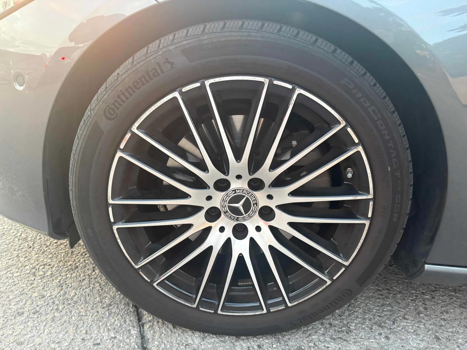 Mercedes-Benz C 300 4MATIC* DISTRONIC* 360КАМЕРИ* AMBIENTNO* , снимка 7 - Автомобили и джипове - 56139097