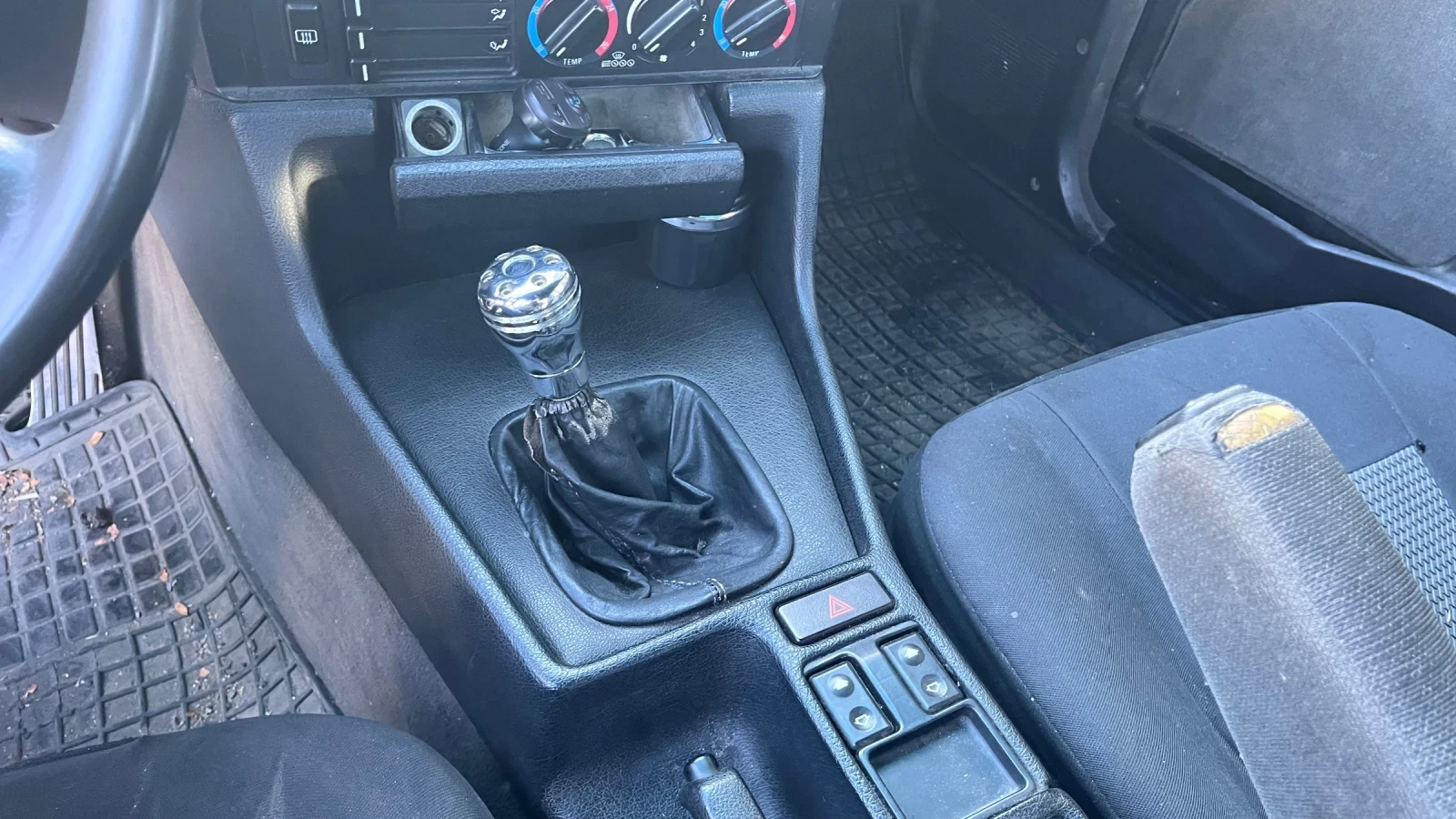 BMW 520, снимка 13 - Автомобили и джипове - 56575322