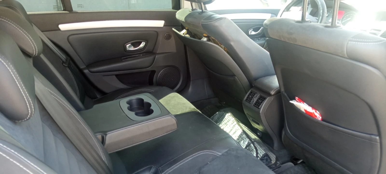 Renault Laguna, снимка 11 - Автомобили и джипове - 56601023