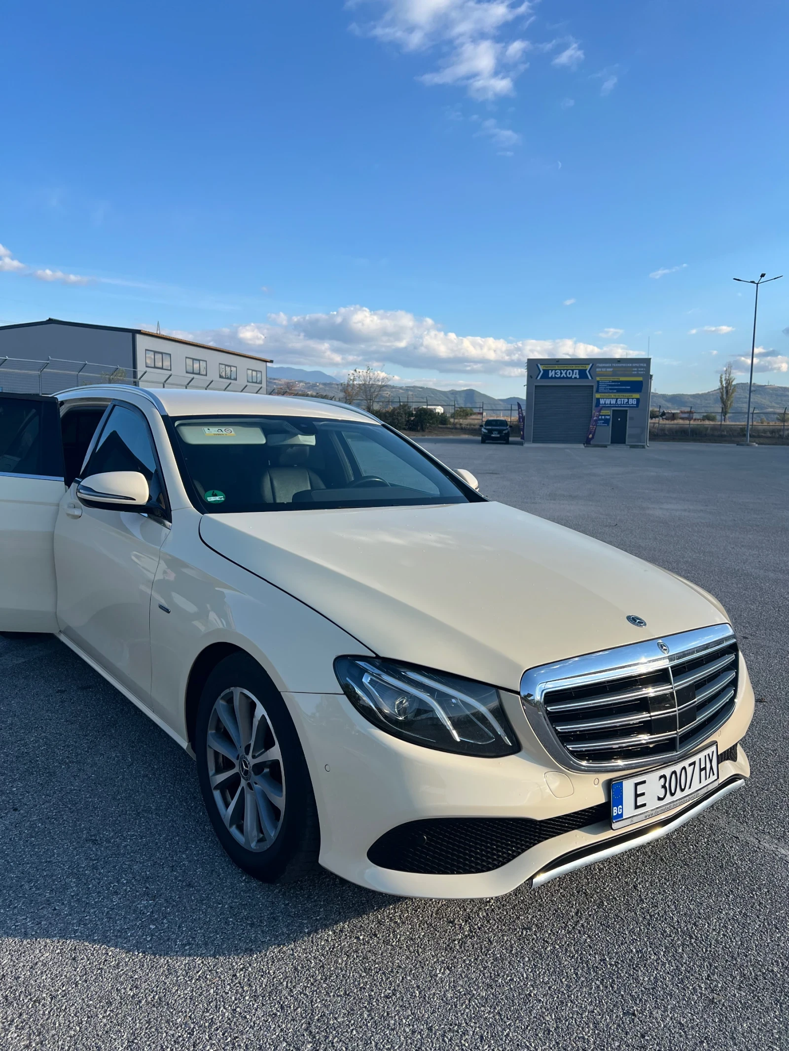 Mercedes-Benz E 200 2.0 | Mobile.bg � ����������� 10