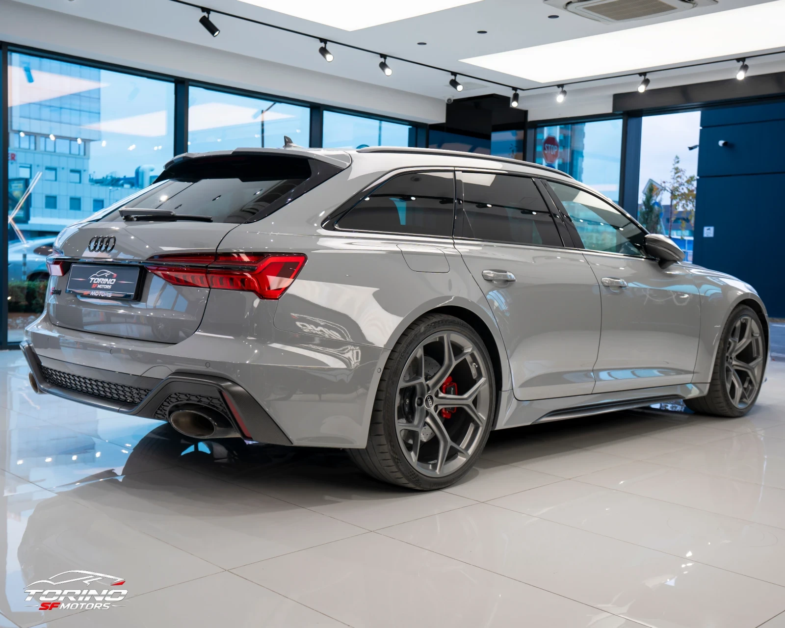 Audi Rs6 PERFORMANCE* 4D B&O* SOFTCLOSE* HEAD-UP* PPF* FULL, снимка 5 - Автомобили и джипове - 56662635