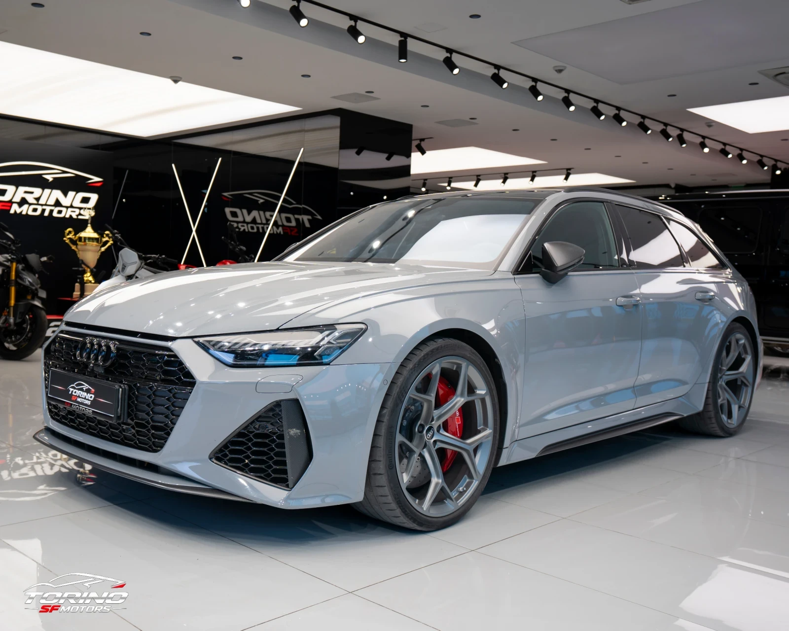 Audi Rs6 PERFORMANCE* 4D B&O* SOFTCLOSE* HEAD-UP* PPF* FULL