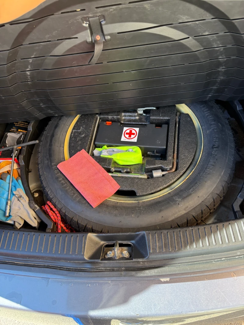 Mazda CX-7, снимка 14 - Автомобили и джипове - 52312388