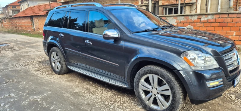 Mercedes-Benz GL 550, снимка 3 - Автомобили и джипове - 53140269