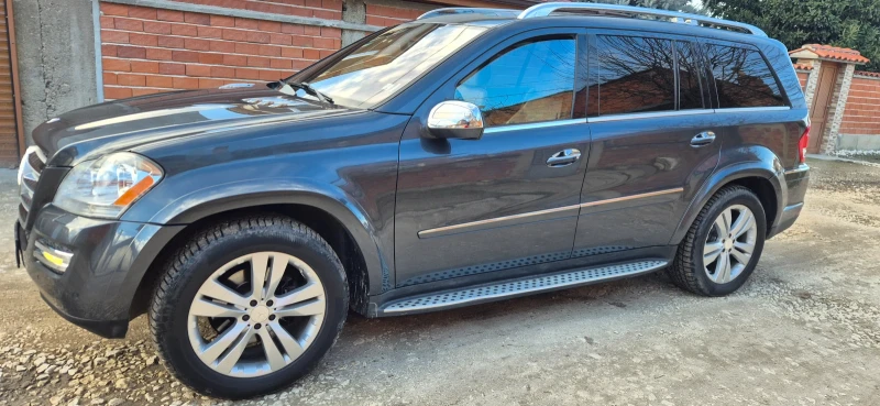 Mercedes-Benz GL 550, снимка 4 - Автомобили и джипове - 53140269