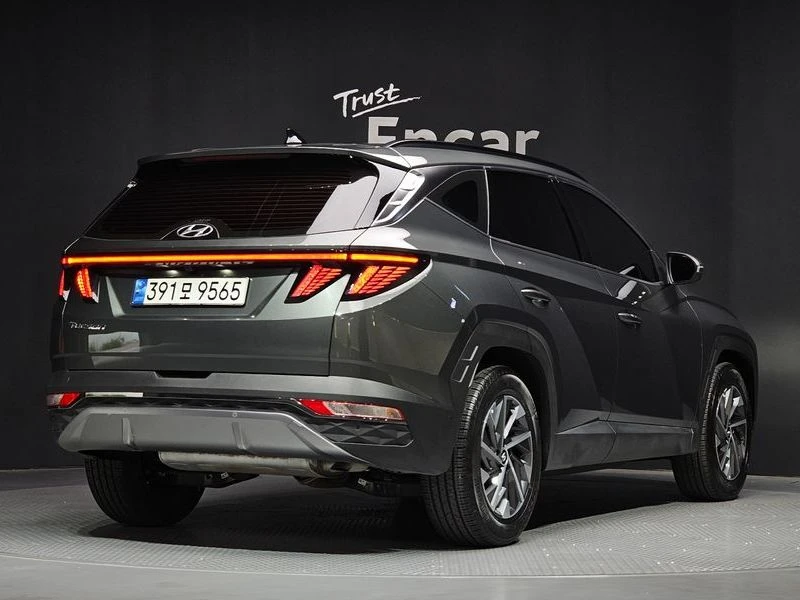 Hyundai Tucson Inspiration 2WD| 226к.с.| ВКЛ.ТЕХНОТЕСТ, снимка 2 - Автомобили и джипове - 55147794