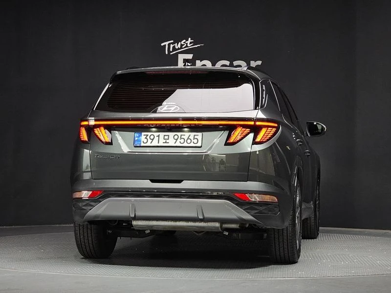 Hyundai Tucson Inspiration 2WD| 226к.с.| ВКЛ.ТЕХНОТЕСТ, снимка 4 - Автомобили и джипове - 55147794