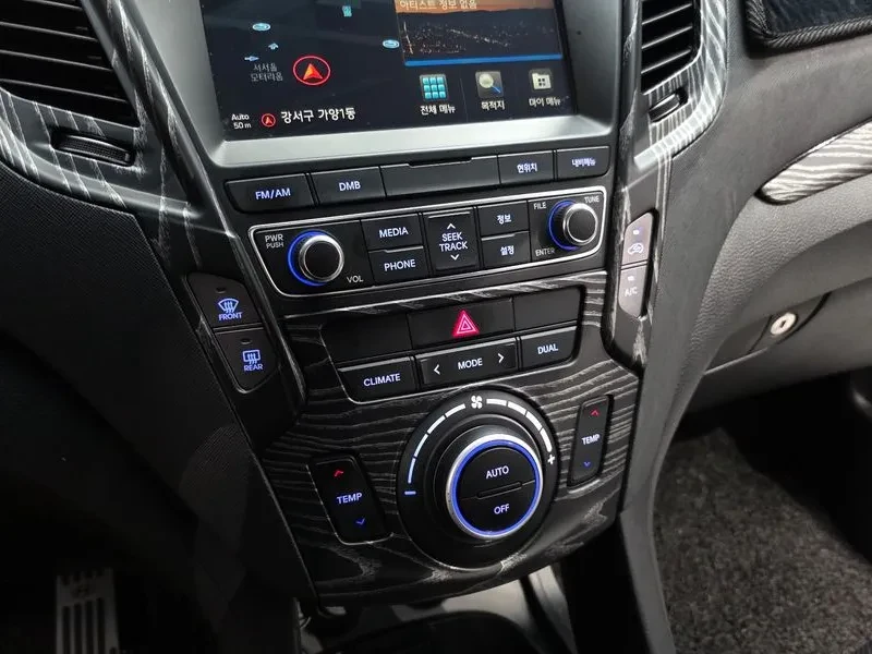 Hyundai Santa fe 2.2 CRDI 4WD - САМО 30% АВАНС, снимка 17 - Автомобили и джипове - 55740245