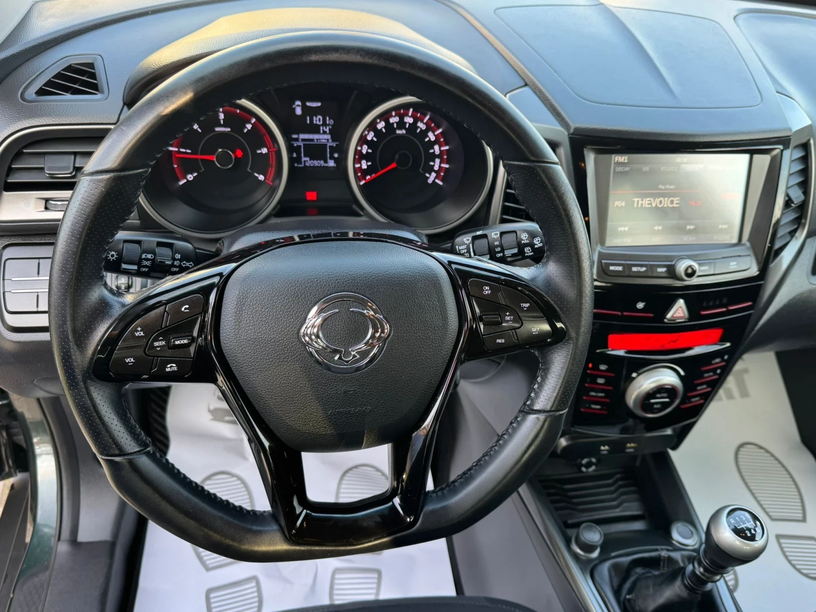 SsangYong XLV 1.6D/СЕРВИЗНА ИСТОРИЯ ! ! !, снимка 8 - Автомобили и джипове - 53764941