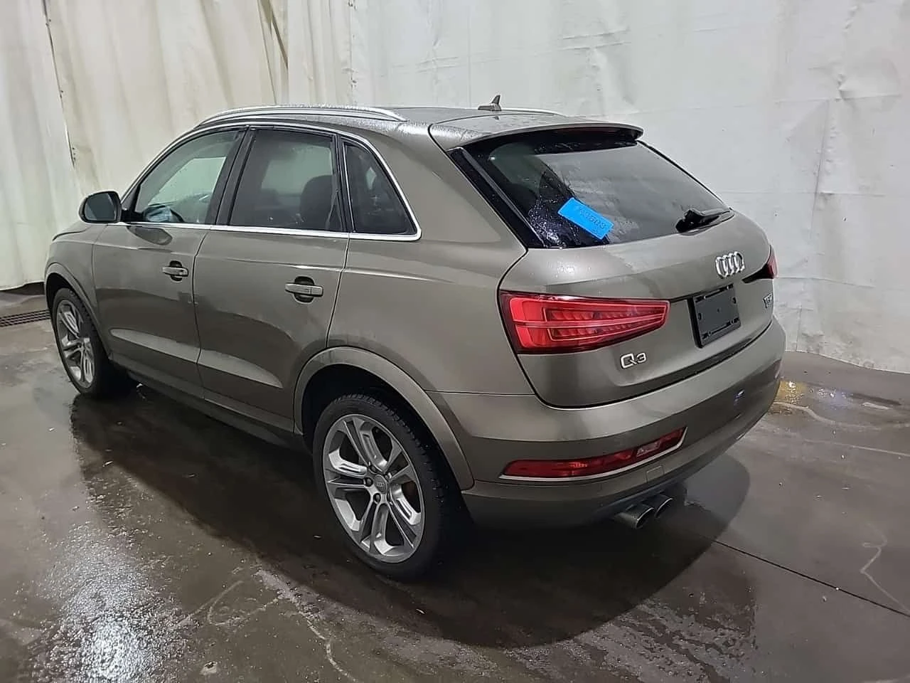 Audi Q3 * PROGRESSIV * ПОДГРЕВИ * CARFAX * ШИБИДАХ, снимка 4 - Автомобили и джипове - 54000882