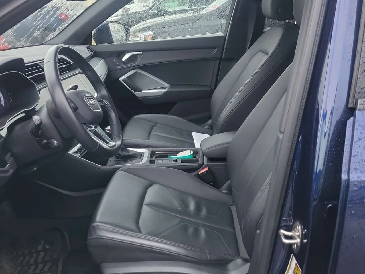 Audi Q3 / ГУМИ С ДЖАНТИ / АВТОКРЕДИТ , снимка 5 - Автомобили и джипове - 54639811
