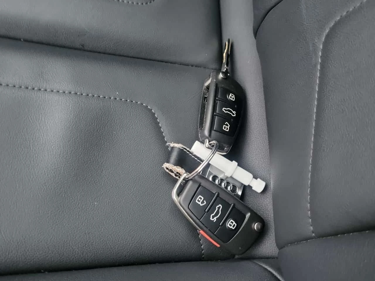Audi Q3 / ГУМИ С ДЖАНТИ / АВТОКРЕДИТ , снимка 8 - Автомобили и джипове - 54639811