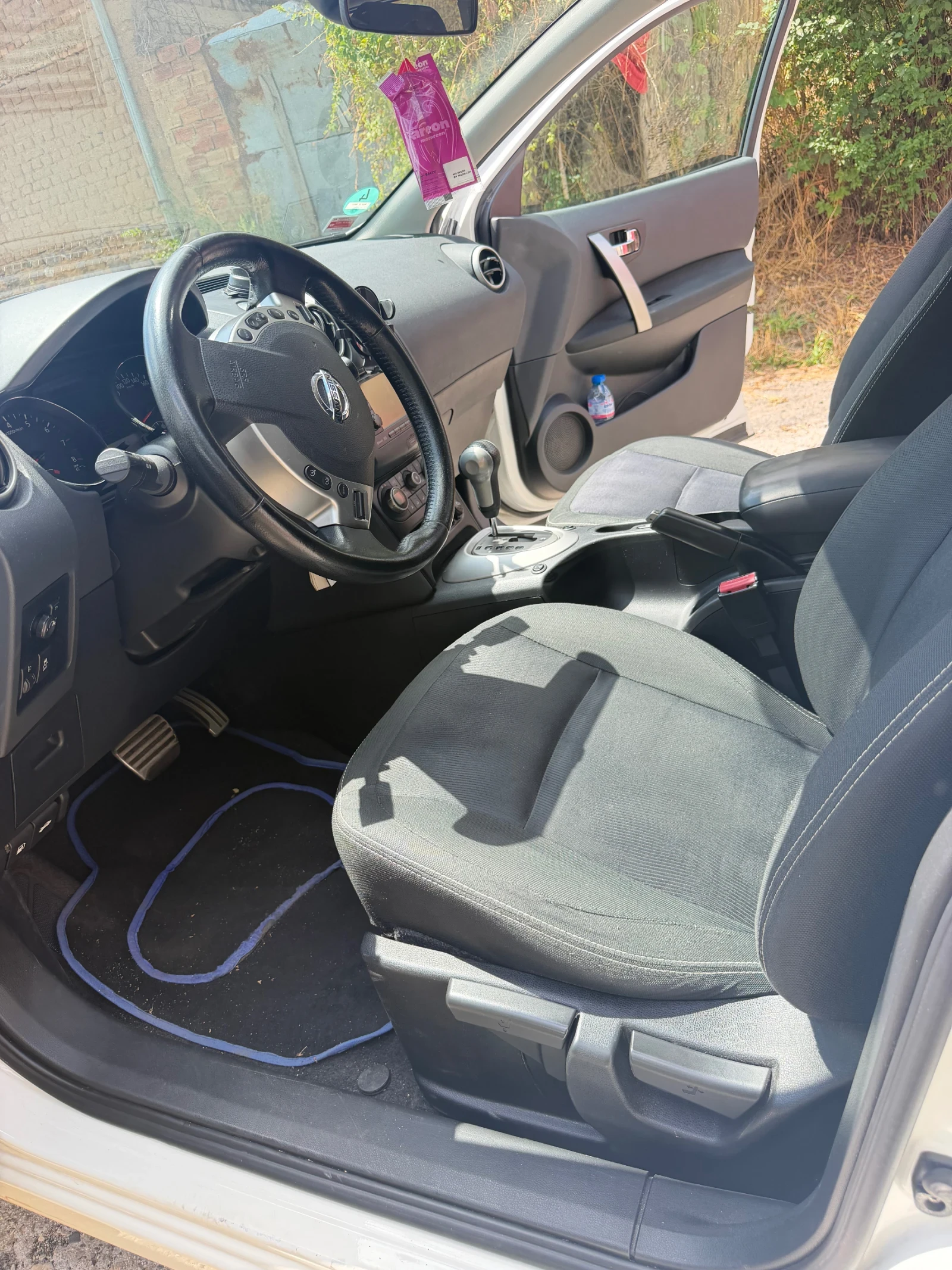 Nissan Qashqai, снимка 8 - Автомобили и джипове - 55413745