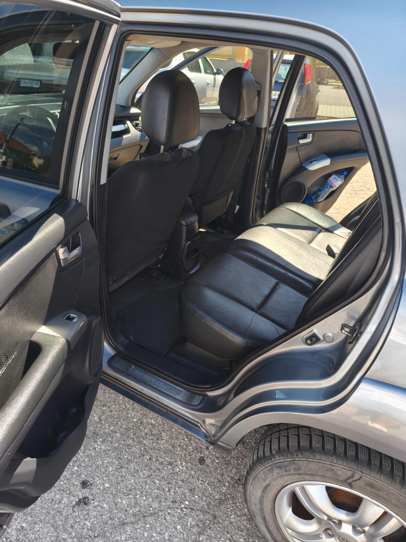Kia Sportage, снимка 9 - Автомобили и джипове - 55993015