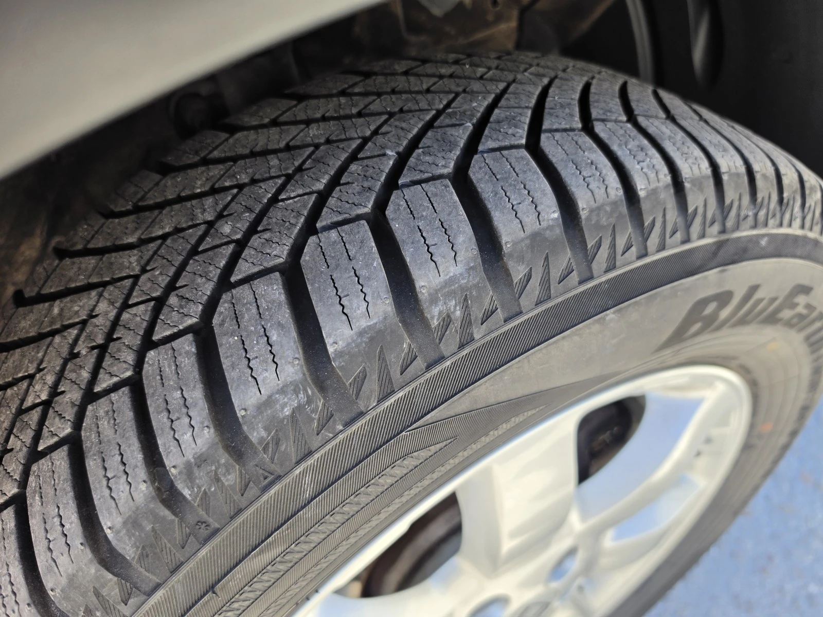 Honda Cr-v 2.0i-VTEC 4x4, снимка 17 - Автомобили и джипове - 56183386