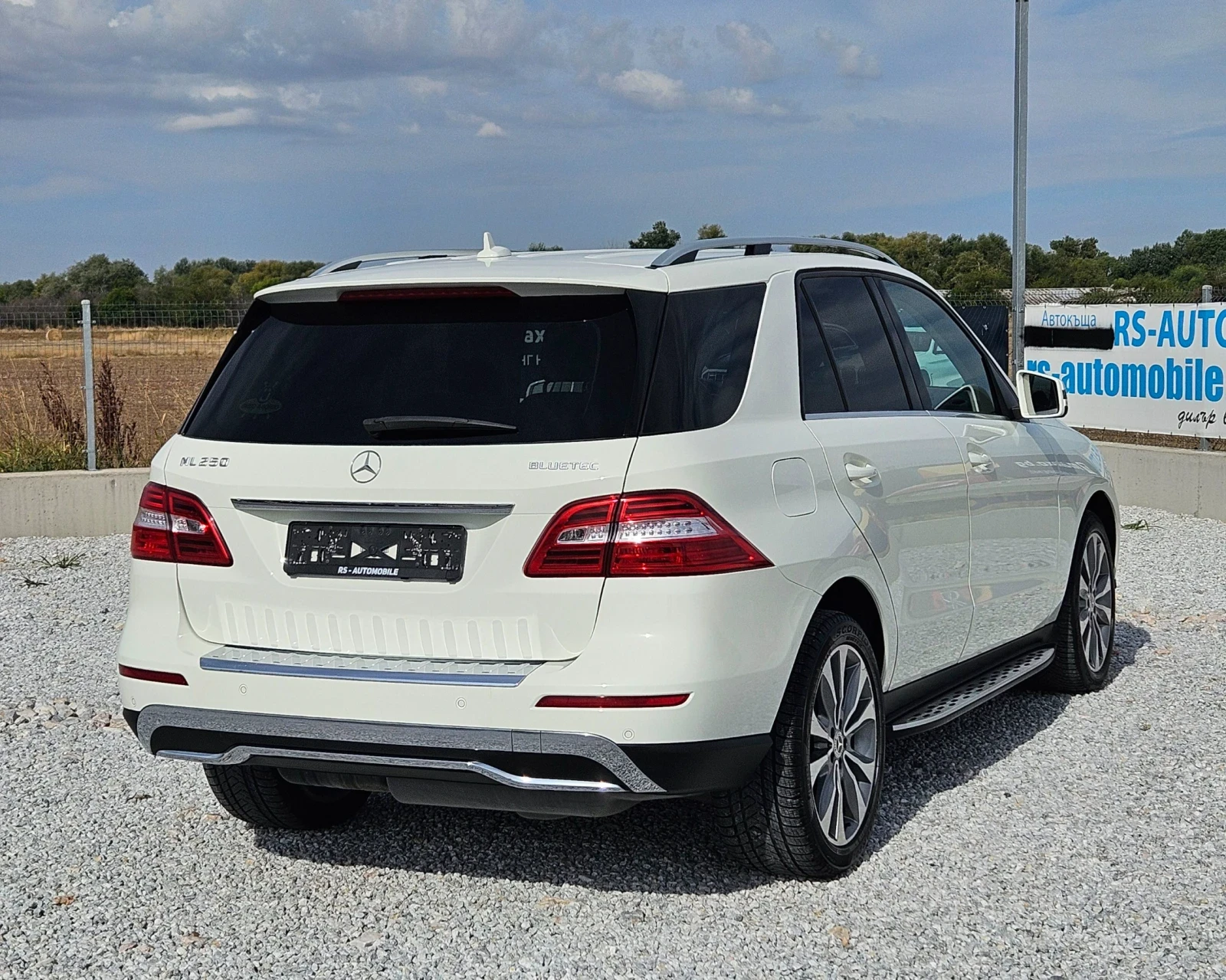 Mercedes-Benz ML 250 Sport 4matic Евро6 , снимка 4 - Автомобили и джипове - 56289474