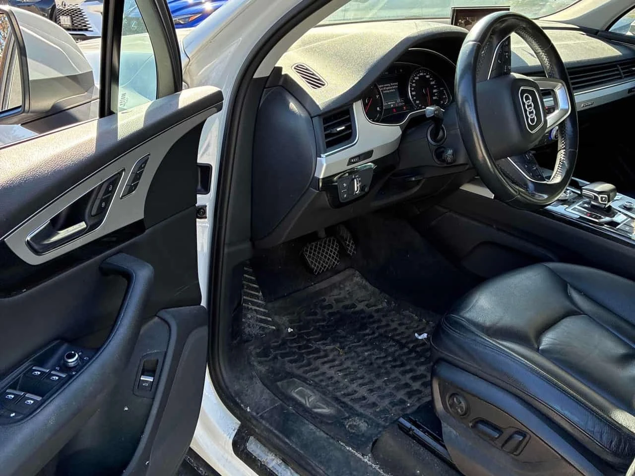 Audi Q7 * Komfort * CARFAX * ����� �� ����������� | Mobile.bg � ����������� 5