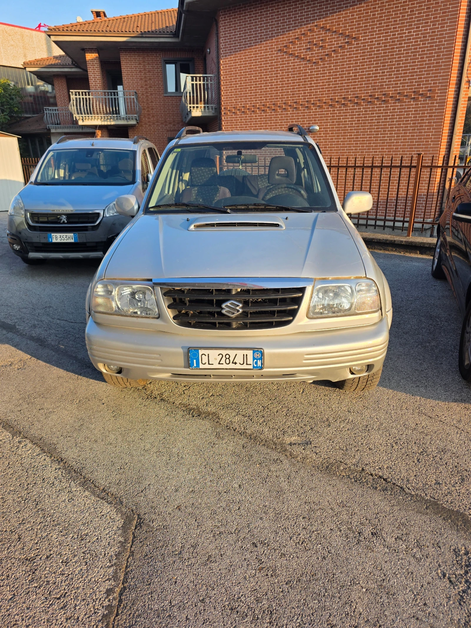 Suzuki Grand vitara 2.0hbi 109кс Къса база