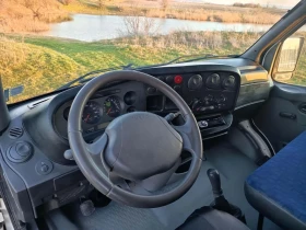 Iveco Daily 35S12 2.3 дизел КЛИМАТИК | Auto.bg — изображение 9
