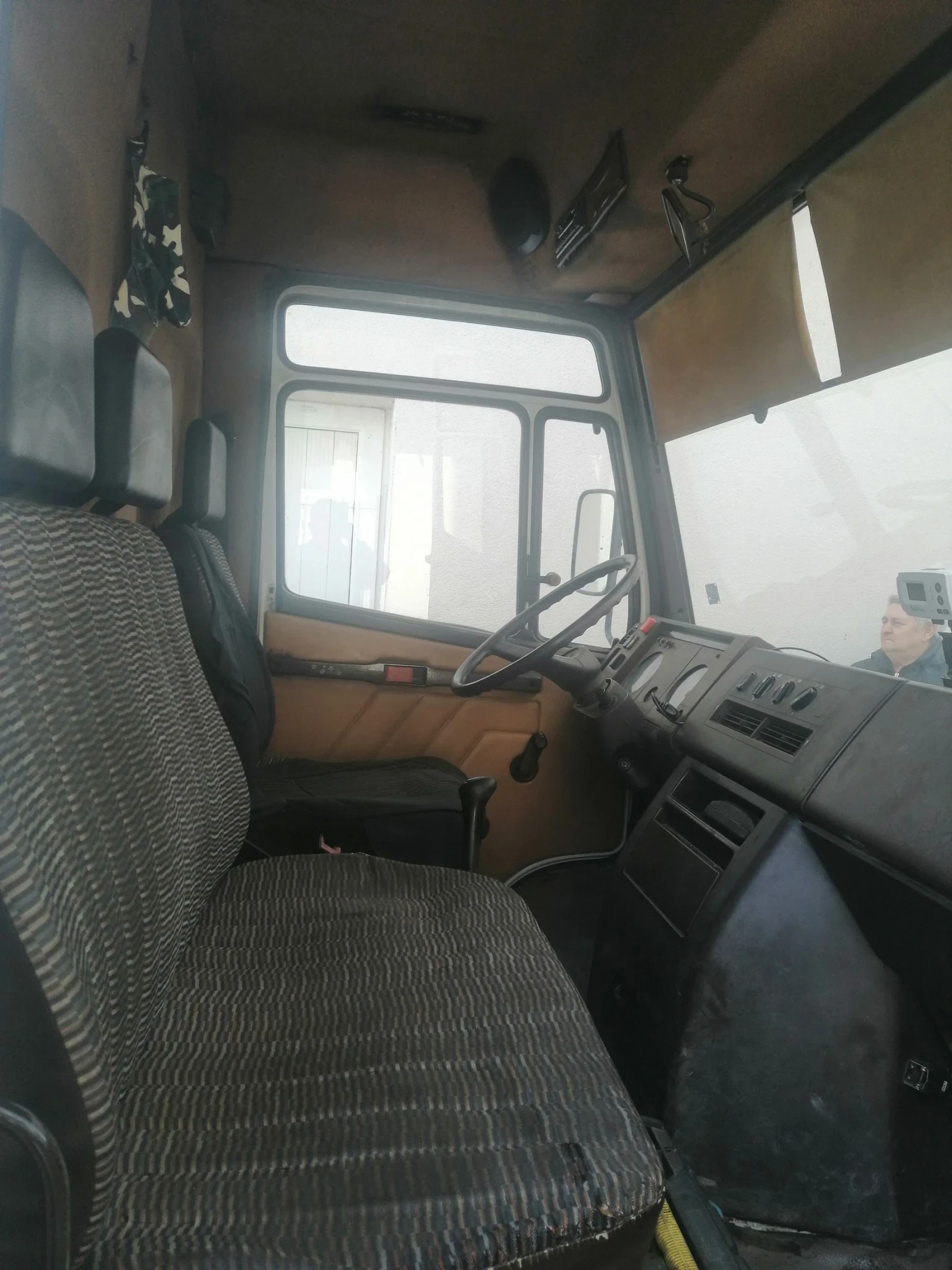 Mercedes-Benz 711, снимка 6 - Бусове и автобуси - 53952938