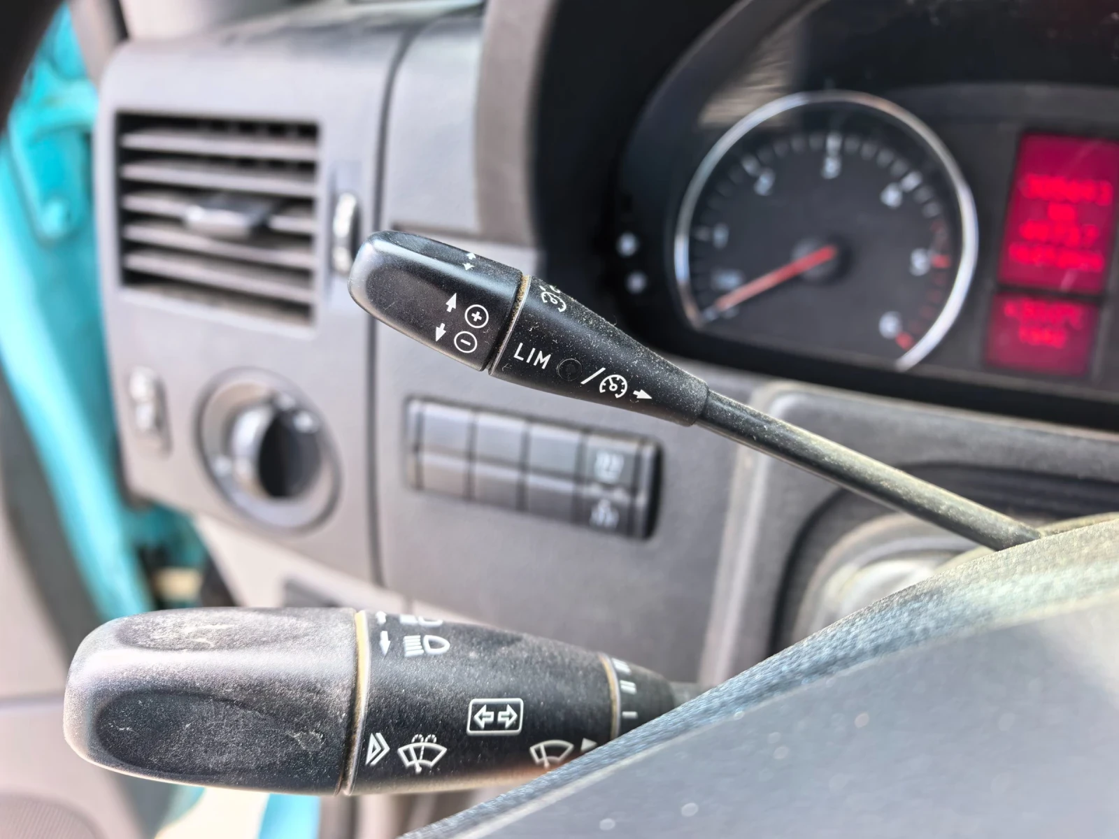 VW Crafter MAXI MAXI 2.0тди 163кс Климатик , снимка 13 - Бусове и автобуси - 56228022