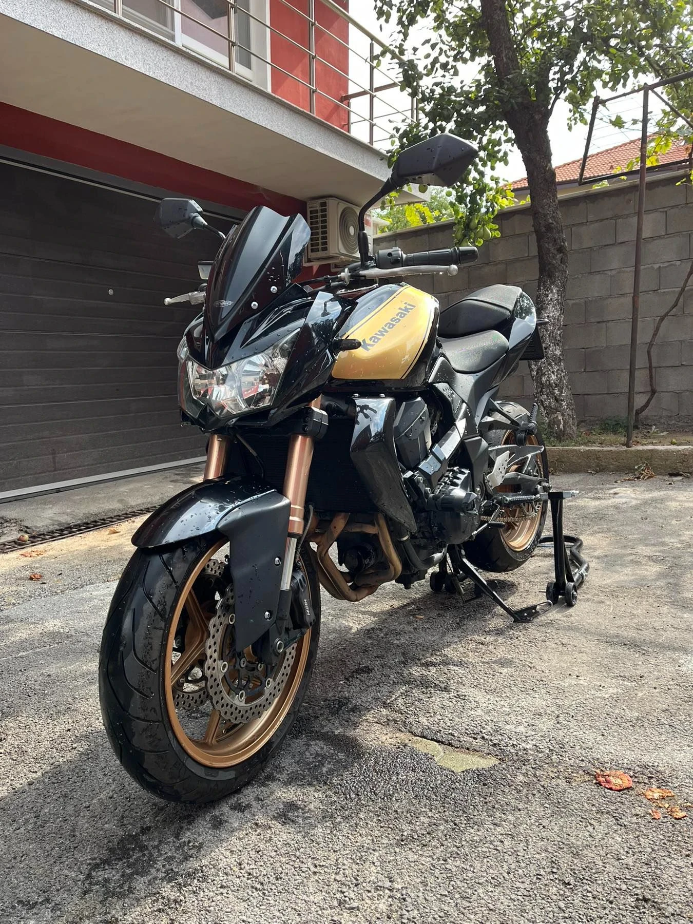 Kawasaki Z 750 R