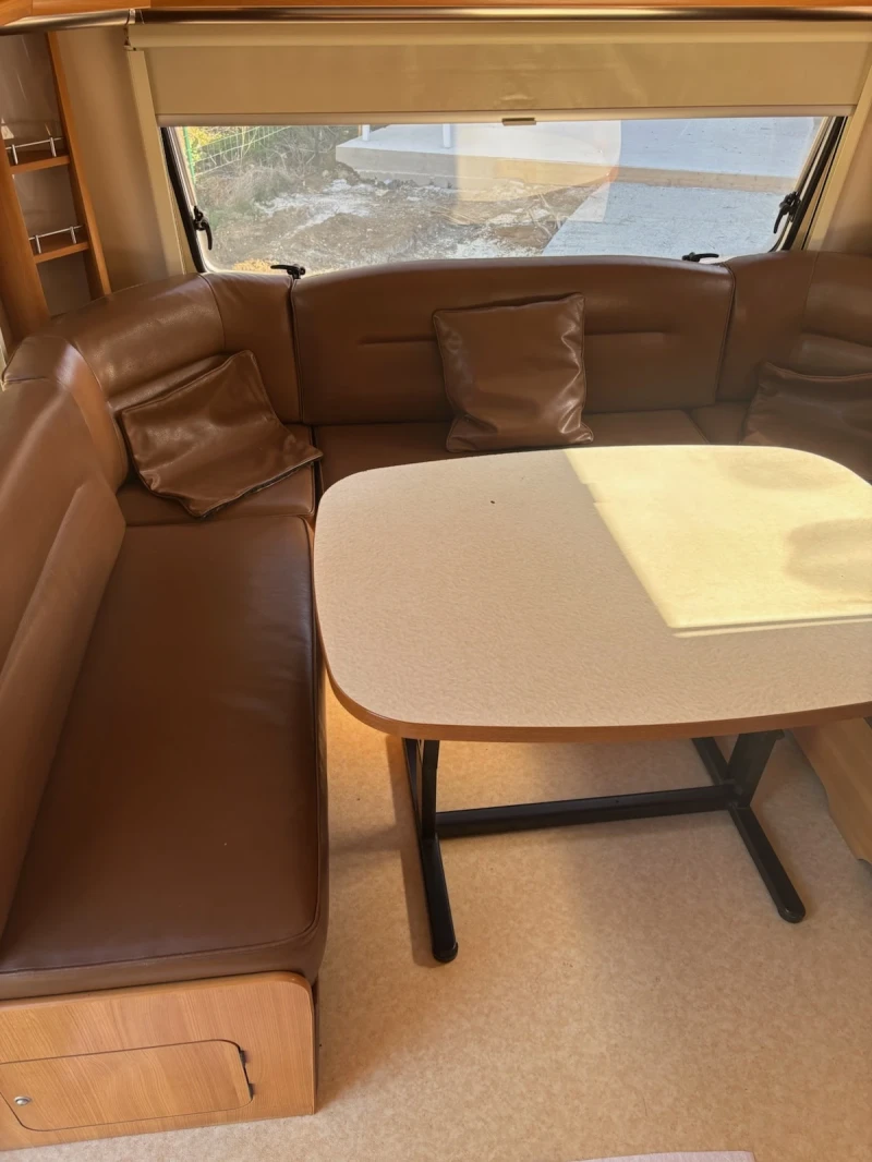 Каравана Fendt PLATIN 700, снимка 8 - Каравани и кемпери - 51287748