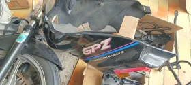 ����� �� �������� �� ����� �� Kawasaki GPZ 500 