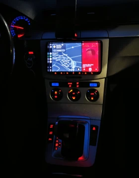 VW Passat 2.0 TDI 6-DSG + NAVI, снимка 13