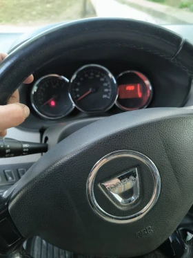 Dacia Lodgy 1.6* Газ* Клима* Кожа, снимка 10