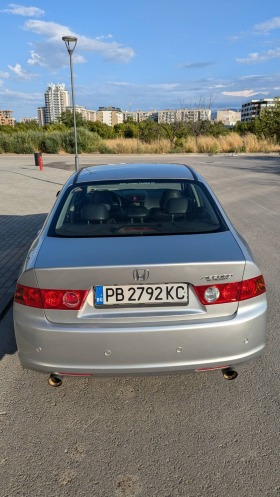 Honda Accord 2.4i Executive Facelift, снимка 9