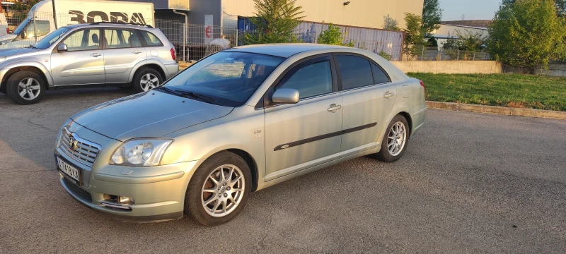 Toyota Avensis, снимка 8 - Автомобили и джипове - 47345891