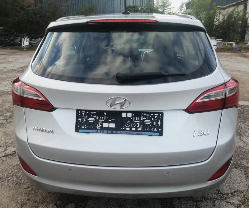 Hyundai I30 1.6 CRDI Evro 6 FACE, снимка 8 - Автомобили и джипове - 47526746