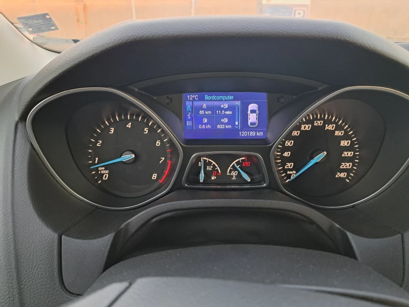 Ford Focus eco boost 1.0, снимка 10 - Автомобили и джипове - 47903630