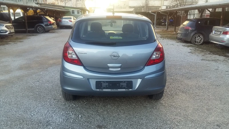 Opel Corsa 1.2i16v-City edition!!!, снимка 6 - Автомобили и джипове - 48461610